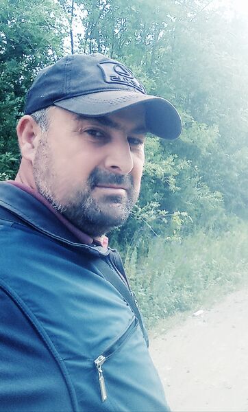  ,   Amir, 44 ,   ,   , c , 