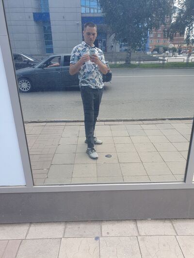  ,   Mikhail, 35 ,   ,   