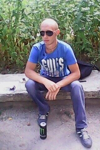  ,   Konstantin, 33 ,   