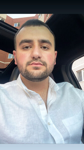  ,   Elvin, 28 ,   ,   