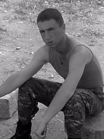  ,   Hayko, 32 ,   