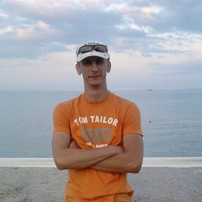  ,   Eduard, 48 ,   