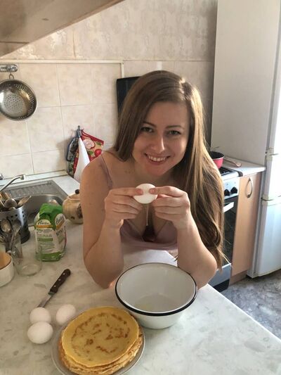  ,   Elena, 41 ,     , c 