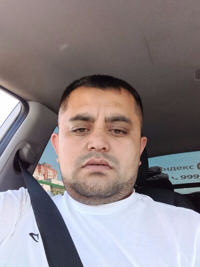  ,   Artur, 36 ,   ,   