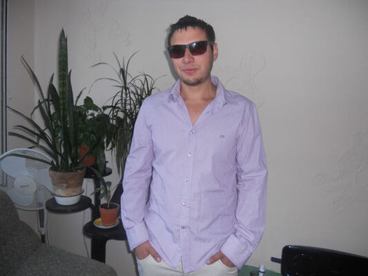  ,   Alan, 33 ,   ,   , c 