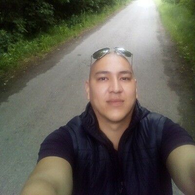  ,   Viktor, 38 ,   ,   , c 