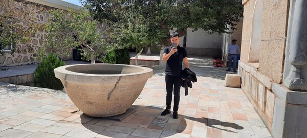  ,   Ismoilxon, 33 ,   ,   