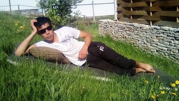  ,   Zohidjon, 32 ,   ,   , c 