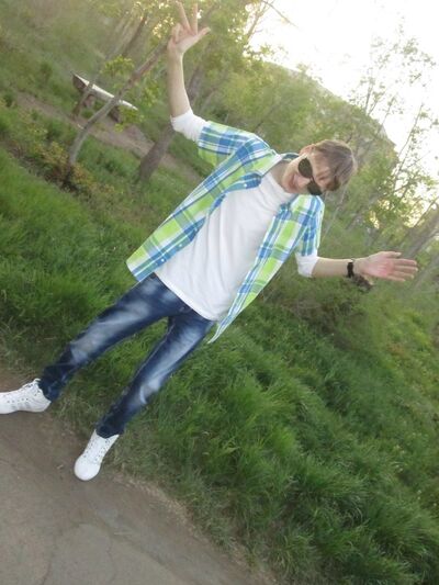  ,   Holoh95, 29 ,   ,   , c 