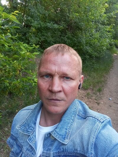  ,   Pavel, 40 ,   ,   