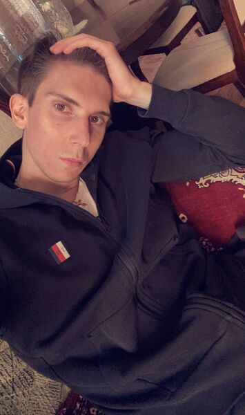  ,   Denis, 28 ,   ,   , c , 