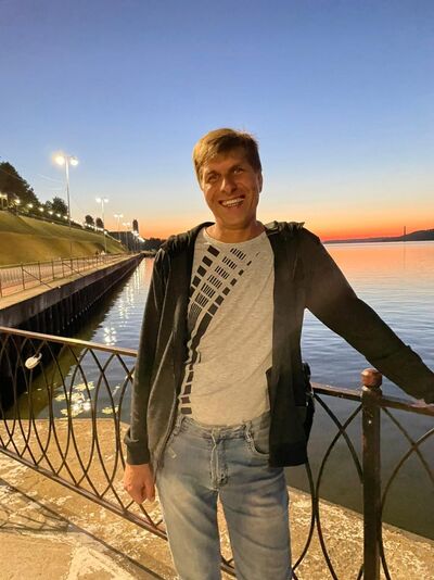  ,   Vladimir, 49 ,   ,   , c 
