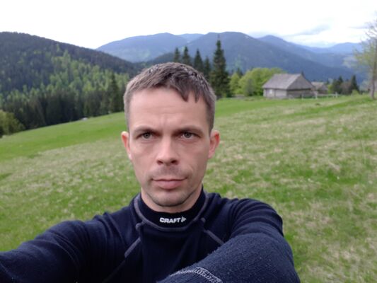  ,   Yurii, 42 ,   ,   , c , 