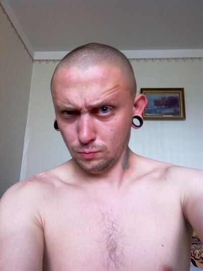  ,   Artem, 35 ,  