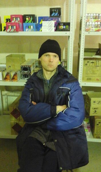  ,   Ruslan, 40 ,   ,   , c 