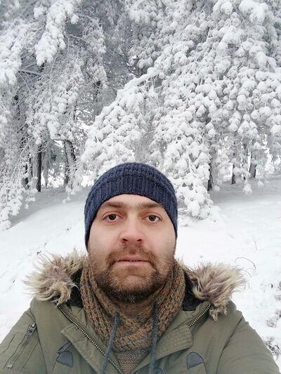  ,   Zakaria, 39 ,   ,   , c 