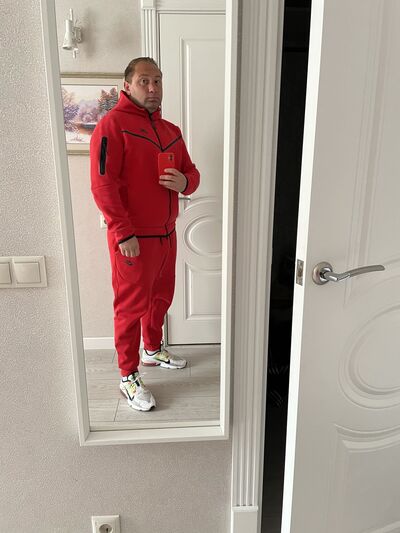  ,   Vasil, 40 ,   ,   , c 