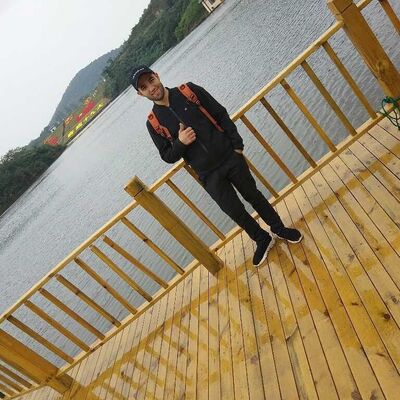  ,   Ulugbek, 32 ,   ,   , c 