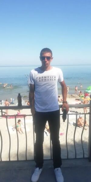  ,   Anatoly, 36 ,   ,   , c 