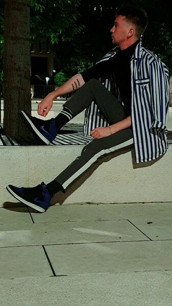  ,   , 28 ,   ,   