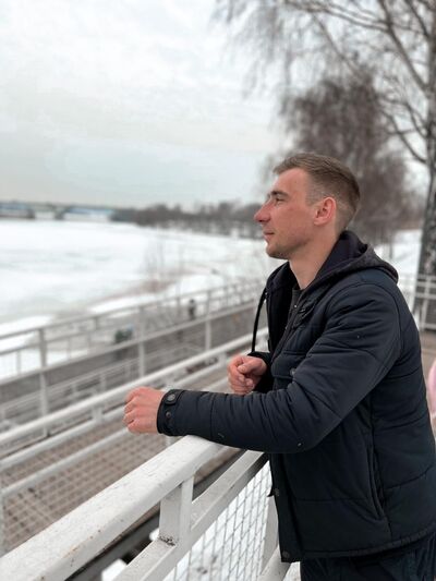  ,   Alexander, 28 ,   c , 