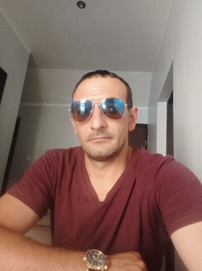 ,   Andranik, 36 ,   ,   