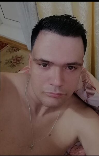  ,   Denis, 41 ,   ,   
