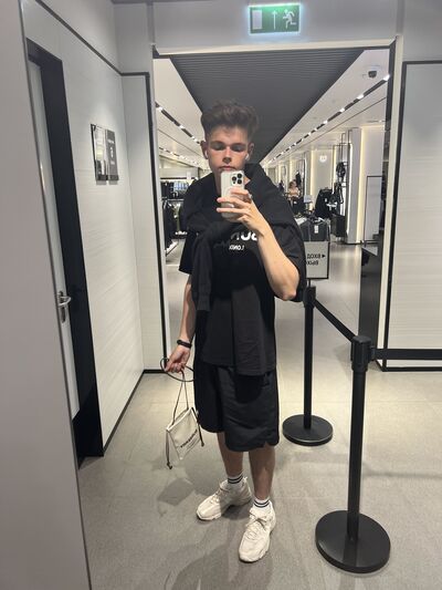  -,   , 24 ,   ,   