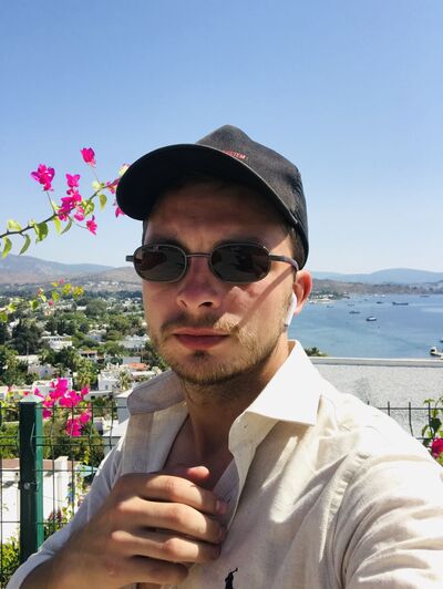  ,   Daniil, 33 ,   ,   