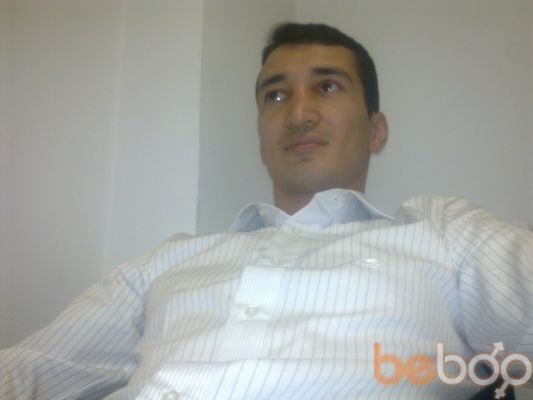  ,   Rashad, 40 ,   , 