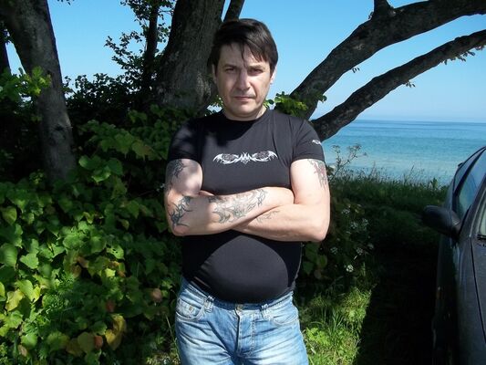  -,   , 52 ,   