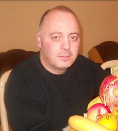  ,   Hayk, 48 ,   ,   