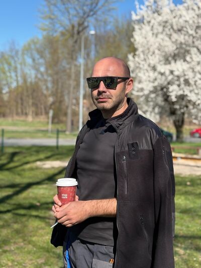  Swiebodzice,   Vitalii, 36 ,   ,   , c , 