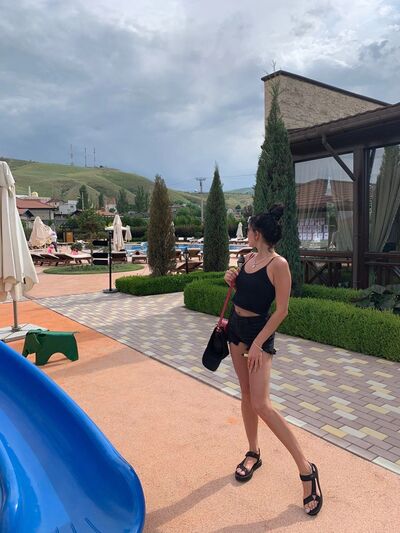  ,   Kris, 35 ,   ,   