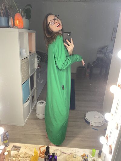  ,   Alexandra, 38 ,   ,   , c , 