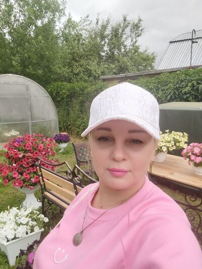  ,   Yulia, 46 ,   c 