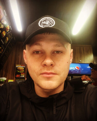  ,   Artyom, 31 ,   ,   