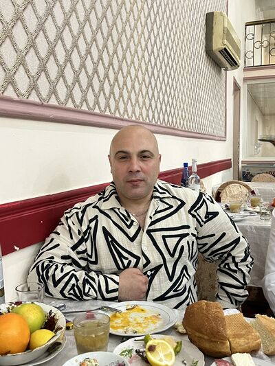 ,   Elsen, 48 ,   ,   
