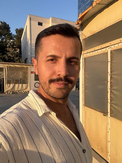 ,   Emre, 36 ,   ,   