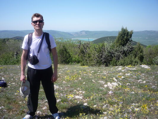  ,   Dymon, 47 ,   ,   , c 