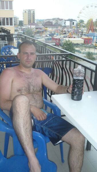  ,   Vadim, 45 ,  