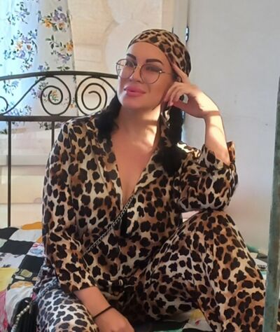  ,   Anna, 42 ,   ,   