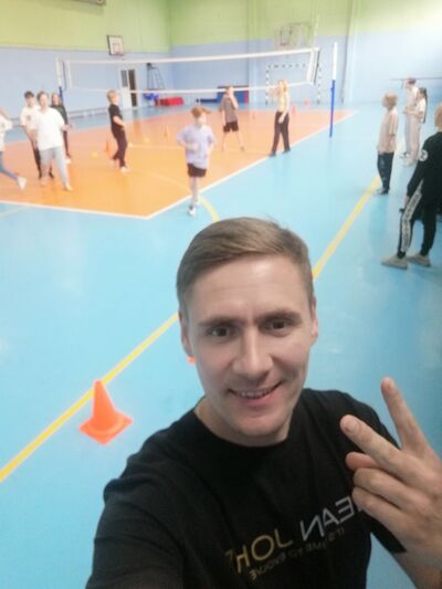  ,   Anton, 37 ,   ,   , c 