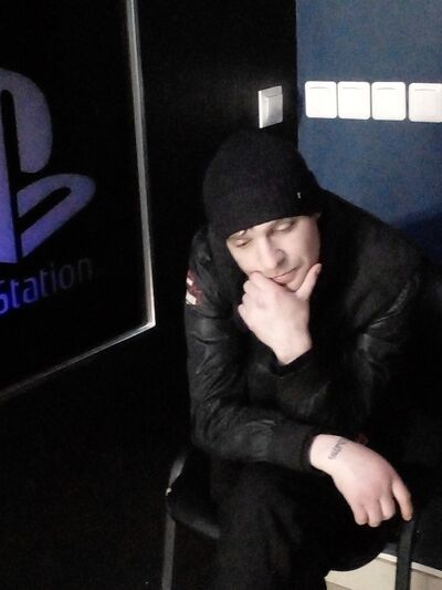  ,   Halyan, 39 ,   ,   , c , 