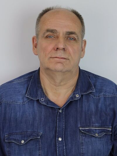  ,   Estet, 58 ,   ,   