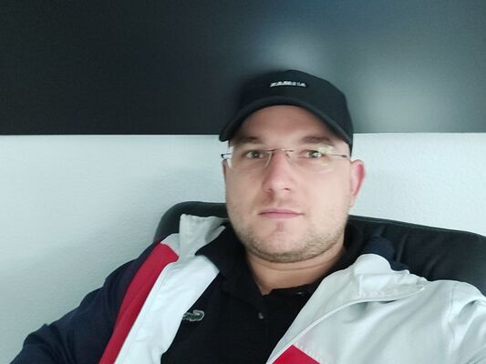  Praha,   Kris, 31 ,   ,   , c 