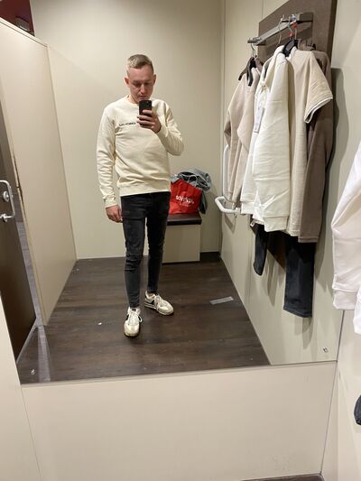  ,   Stas, 27 ,   ,   