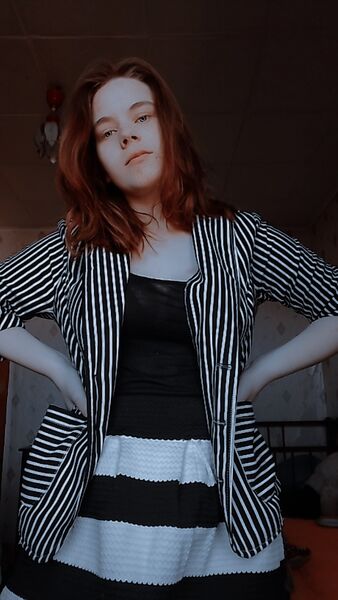  ,   Vlada, 21 ,   ,   , c 