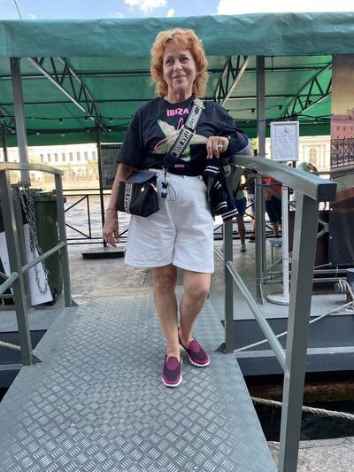  ,   Galina, 60 ,     , c , 