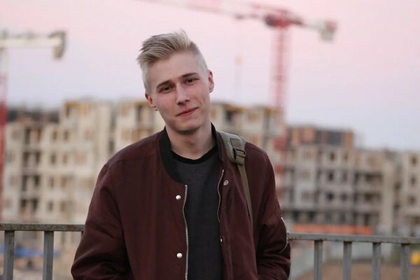  ,   Antony, 26 ,   ,   